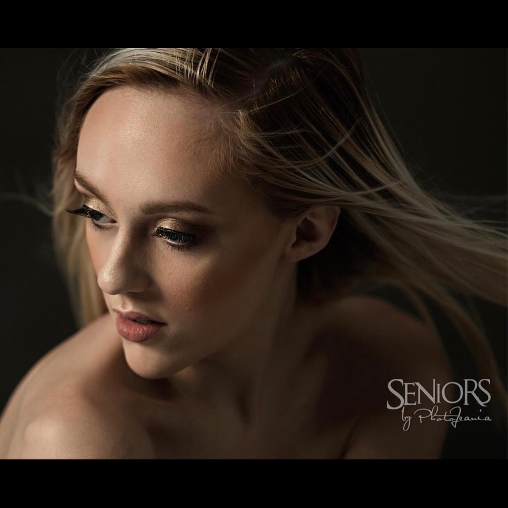 Meet your Posher, Lily